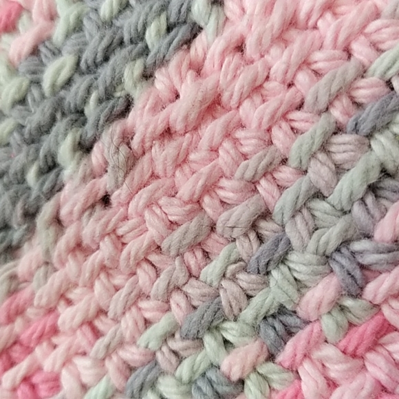 Hand Knit Hot Pad - Picture 4 of 6